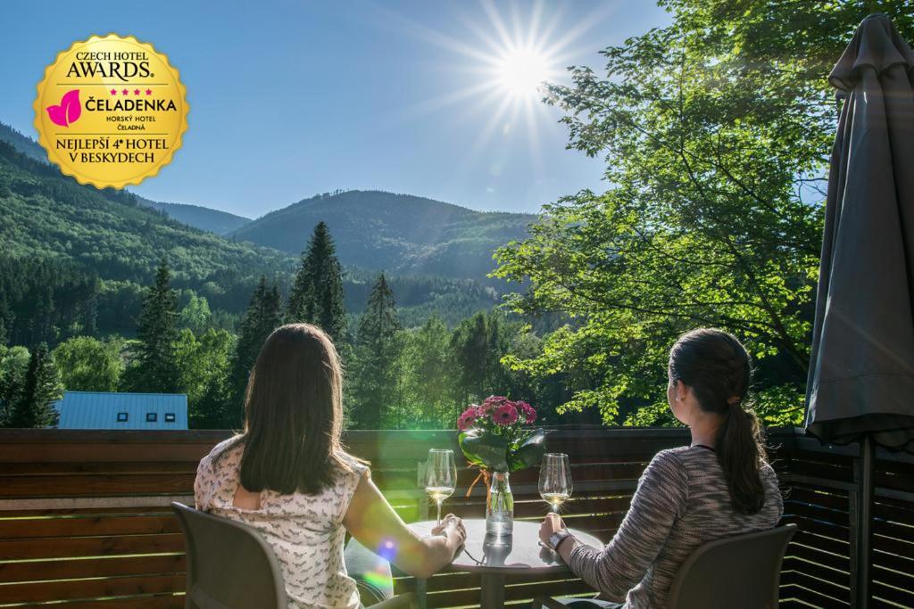 Horsky Hotel Celadenka / Mountain Resort Челадна Экстерьер фото