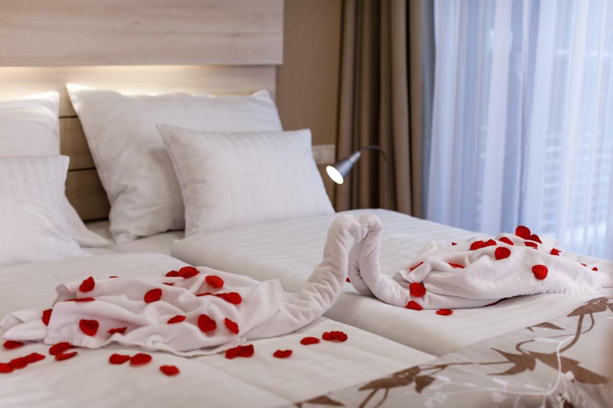 Horsky Hotel Celadenka / Mountain Resort Челадна Экстерьер фото